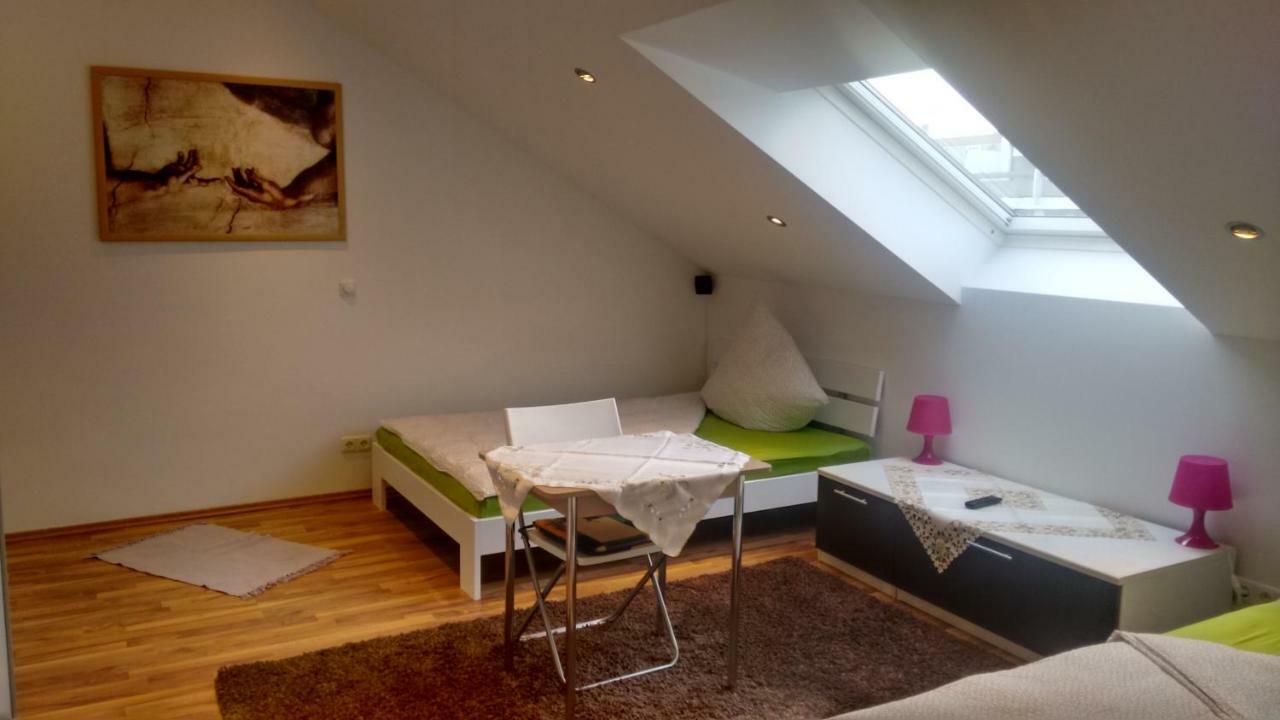 Ferienwohnung"Vip Munich Albatros De Luxe" Kirchheim bei Muenchen Exterior foto