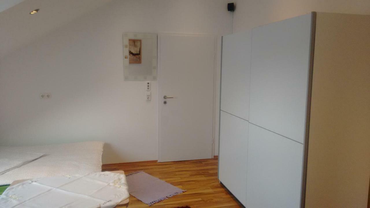 Ferienwohnung"Vip Munich Albatros De Luxe" Kirchheim bei Muenchen Exterior foto